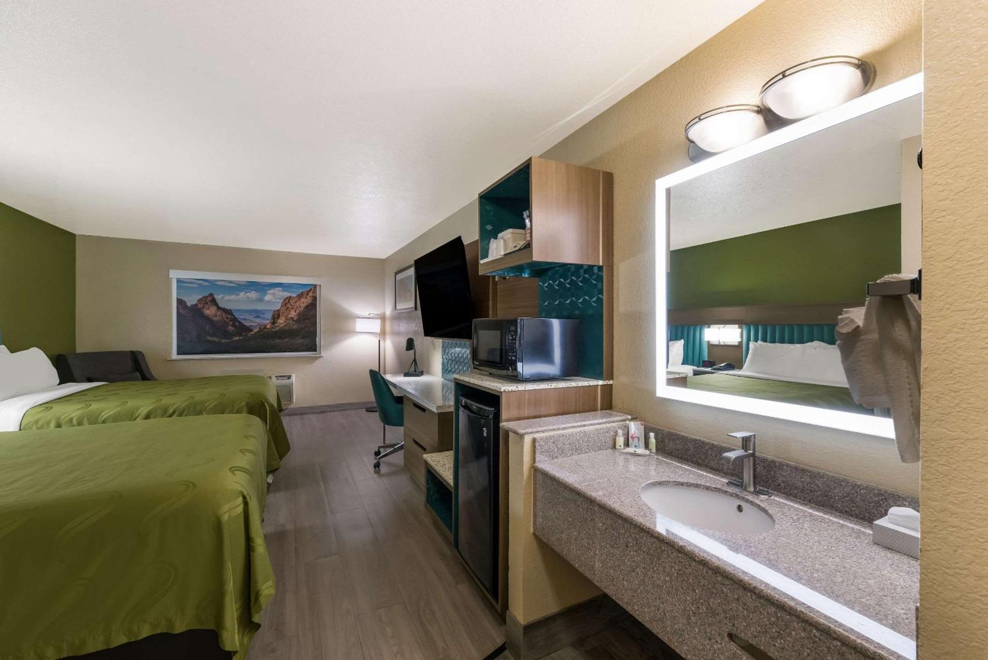 Quality Inn Alpine Bagian luar foto